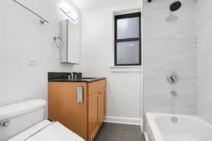 1331 W North Shore Ave, Chicago, IL 60626 - Photo 6