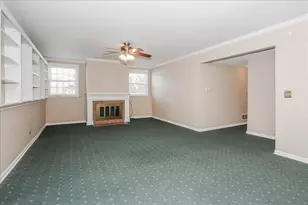249 Langton Ln, Bloomingdale, IL 60108 - Photo 24
