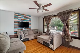 2705 N Oak Park Ave, Chicago, IL 60707 - Photo 2