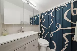 3600 N Lake Shore Dr, Chicago, IL 60613 - Photo 10