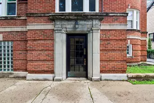 1946 W Patterson Ave, Chicago, IL 60613 - Photo 22