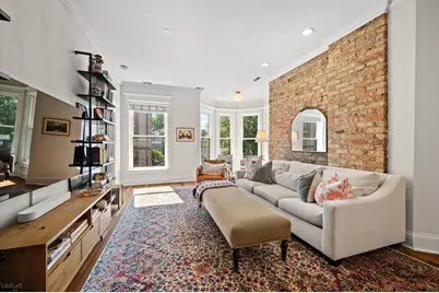 3907 N Damen Avenue #2, Chicago, IL 60618 - Photo 2