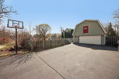 27884 W Riverside Drive, Antioch, IL 60002 - Photo 32