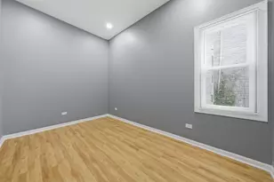 7828 S Escanaba Ave, Chicago, IL 60649 - Photo 10