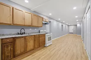 7828 S Escanaba Ave, Chicago, IL 60649 - Photo 26