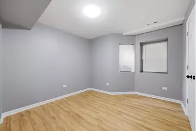 7828 S Escanaba Avenue, Chicago, IL 60649 - Photo 28
