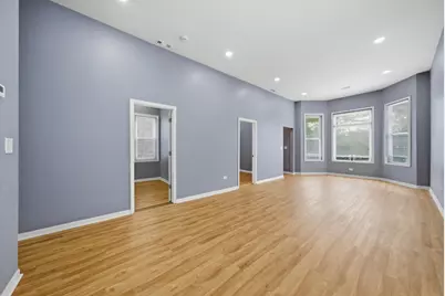 7828 S Escanaba Avenue, Chicago, IL 60649 - Photo 8