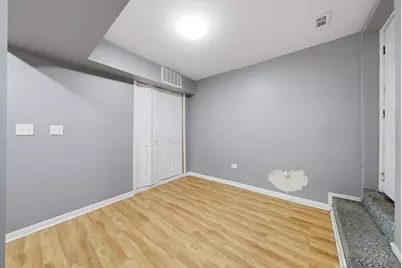 7828 S Escanaba Avenue, Chicago, IL 60649 - Photo 34