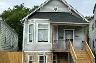 7828 S Escanaba Ave, Chicago, IL 60649 - Photo 1
