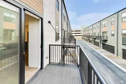5424 Old Orchard Road, Skokie, IL 60077 - Photo 26