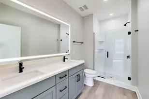 5424 Old Orchard Rd, Skokie, IL 60077 - Photo 12