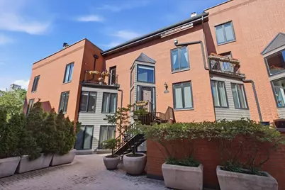 1608 N St Michaels Court, Chicago, IL 60614 - Photo 1