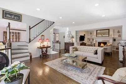 1608 N St Michaels Court, Chicago, IL 60614 - Photo 8