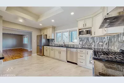 1838 N Windsor Drive, Arlington Heights, IL 60004 - Photo 6