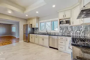 1838 N Windsor Dr, Arlington Heights, IL 60004 - Photo 6