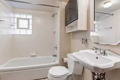 1523 Oakwood Avenue, Des Plaines, IL 60016 - Photo 24