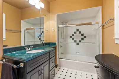 1523 Oakwood Avenue, Des Plaines, IL 60016 - Photo 20