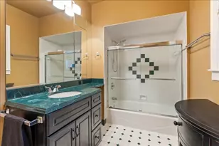 1523 Oakwood Ave, Des Plaines, IL 60016 - Photo 20