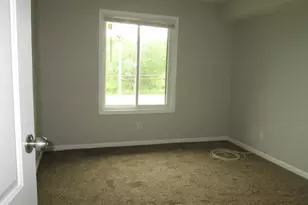 800 Brook Dr, Streamwood, IL 60107 - Photo 18