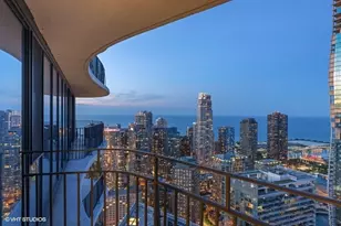 225 N Columbus Dr, Chicago, IL 60601 - Photo 26