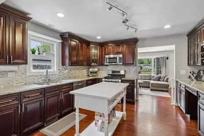 2802 Hawk Lane, Rolling Meadows, IL 60008 - Photo 8