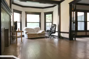 2426 N Sawyer Ave, Chicago, IL 60647 - Photo 2