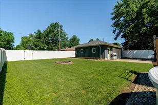 304 S Monroe St, Mackinaw, IL 61755 - Photo 28