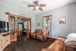 304 S Monroe St, Mackinaw, IL 61755 - Photo 4