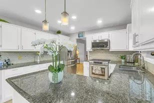 76 Foxboro Ln, Gurnee, IL 60031 - Photo 12