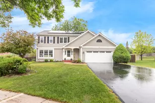 76 Foxboro Ln, Gurnee, IL 60031 - Photo 1