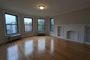 2338 N Spaulding Ave, Chicago, IL 60647 - Photo 8