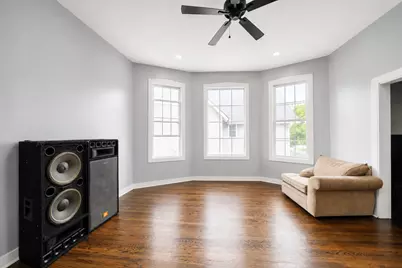 321 N Long Avenue, Chicago, IL 60644 - Photo 4