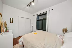 838 W Erie St, Chicago, IL 60642 - Photo 12