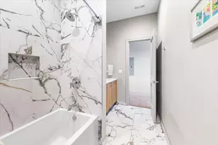 4504 N Clark St, Chicago, IL 60640 - Photo 24