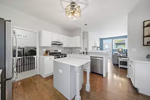1968 School House Ln, Aurora, IL 60506 - Photo 6