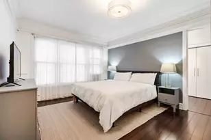 556 W Roscoe St, Chicago, IL 60657 - Photo 20