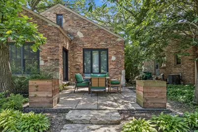 1777 S Shore Drive, Lakewood, IL 60014 - Photo 18