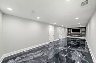 7918 S Anthony Ave, Chicago, IL 60619 - Photo 18