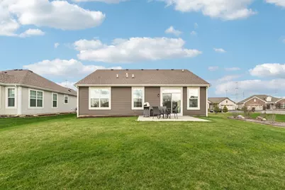 1053 Honey Locust Drive, Crystal Lake, IL 60012 - Photo 32