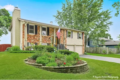 1899 W Alder Drive, Hoffman Estates, IL 60192 - Photo 2