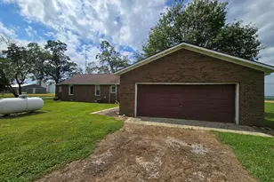 2333 County Road 800 E Rd, Burnt Prairie, IL 62820 - Photo 14