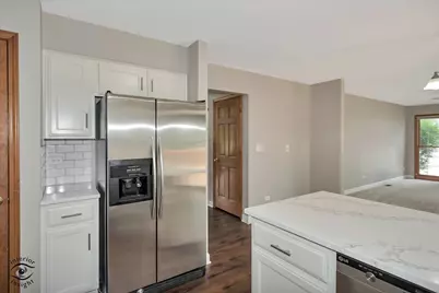 2016 Saint Andrews Drive, Plainfield, IL 60586 - Photo 12