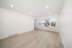 3700 W 76th Pl, Chicago, IL 60652 - Photo 12