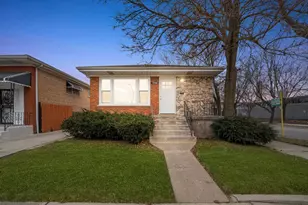 3700 W 76th Pl, Chicago, IL 60652 - Photo 1