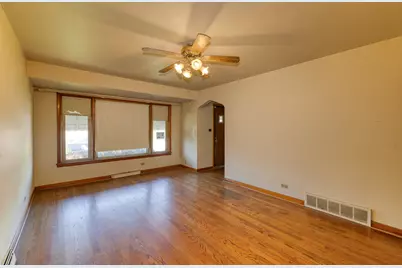 5337 S Springfield Avenue, Chicago, IL 60632 - Photo 4