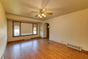 5337 S Springfield Ave, Chicago, IL 60632 - Photo 4