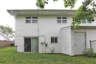 240 Grissom Ln, Hoffman Estates, IL 60169 - Photo 20
