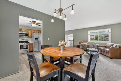 433 N Ashbury Avenue, Bolingbrook, IL 60440 - Photo 4