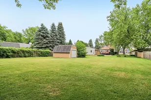 11806 Maple Ave, Hebron, IL 60034 - Photo 8