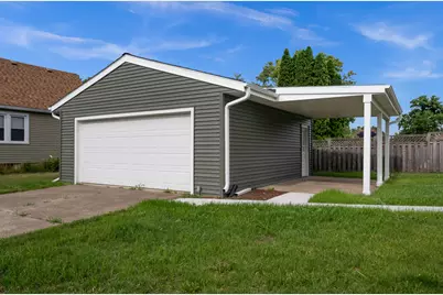 790 Wing Street, Elgin, IL 60123 - Photo 8